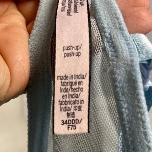 Victoria's Secret, Size 36DDD, Light Blue Push-Up Bra, Convertible, Lace, EUC - Picture 6 of 8